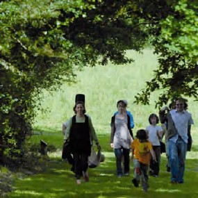 public/images/A_noter/2013_invitation_au_voyage/2013_balade_contee.jpg